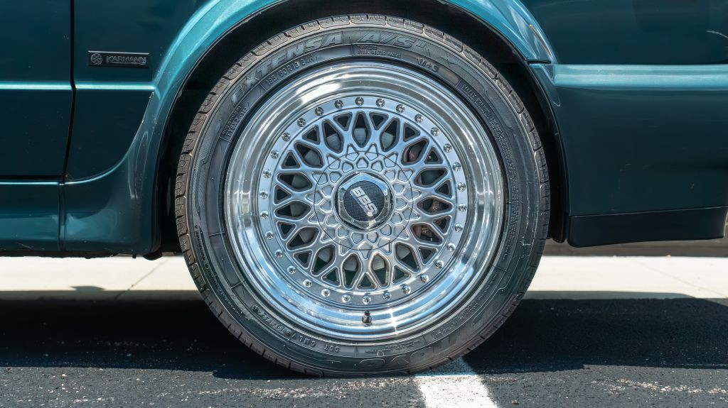 1991 Volkswagen Cabriolet Image 15