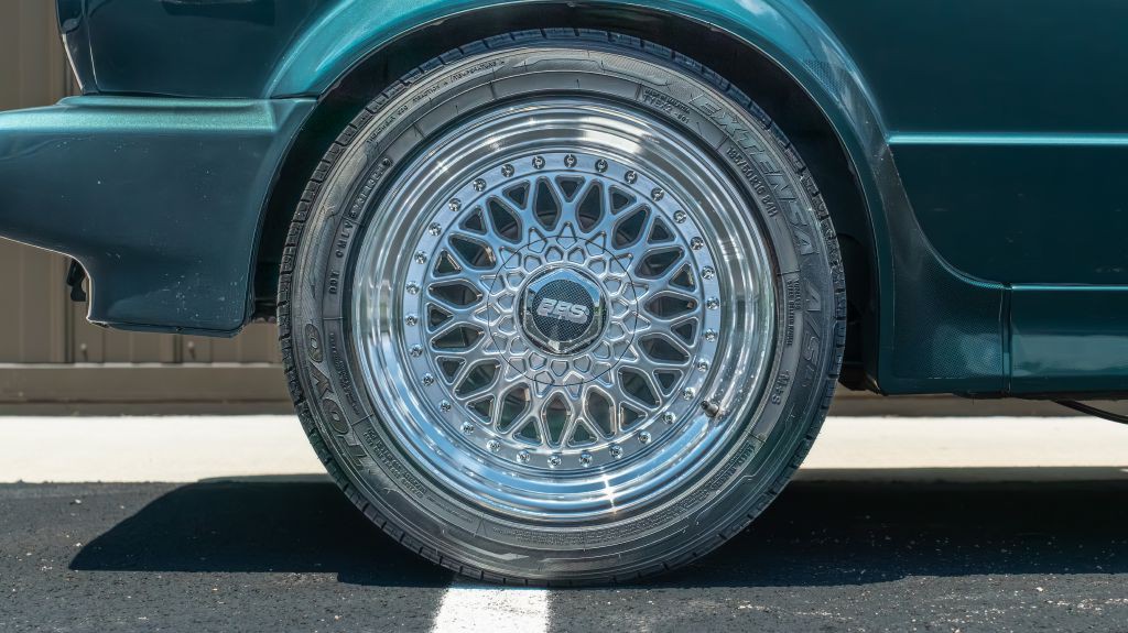 1991 Volkswagen Cabriolet Image 16