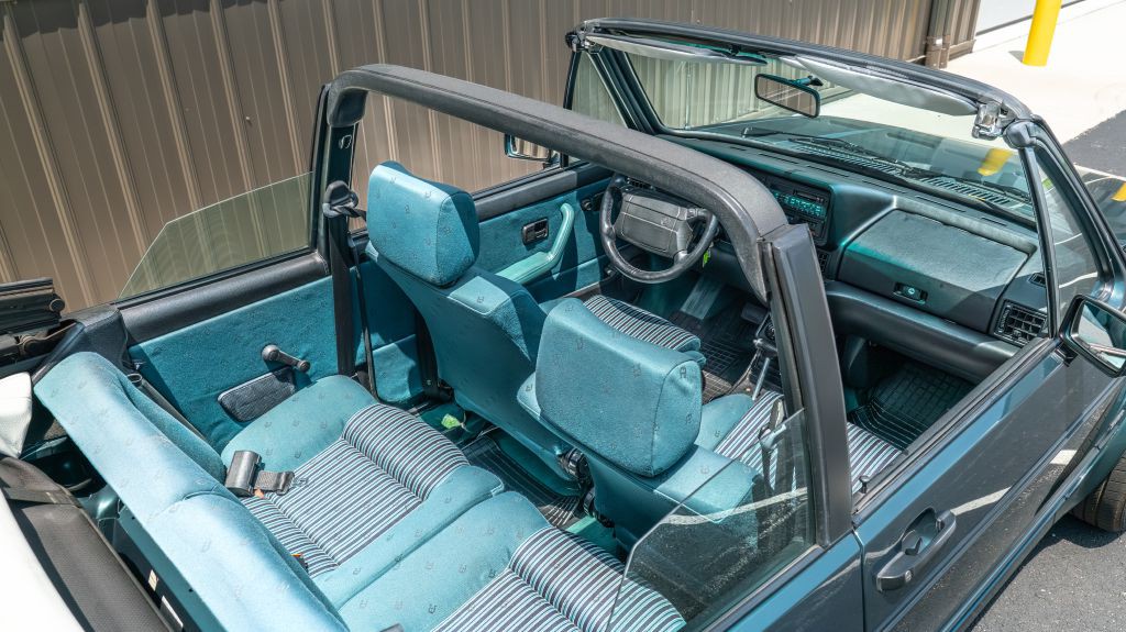 1991 Volkswagen Cabriolet Image 21