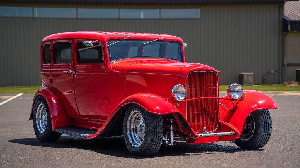 1932 Ford Custom Image 3