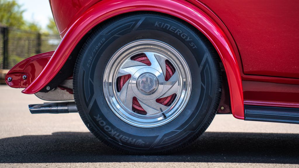 1932 Ford Custom Image 12