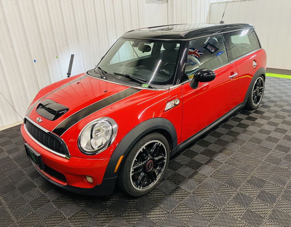 2010 MINI Cooper Image 2