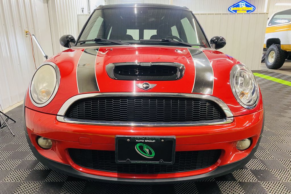 2010 MINI Cooper Image 8