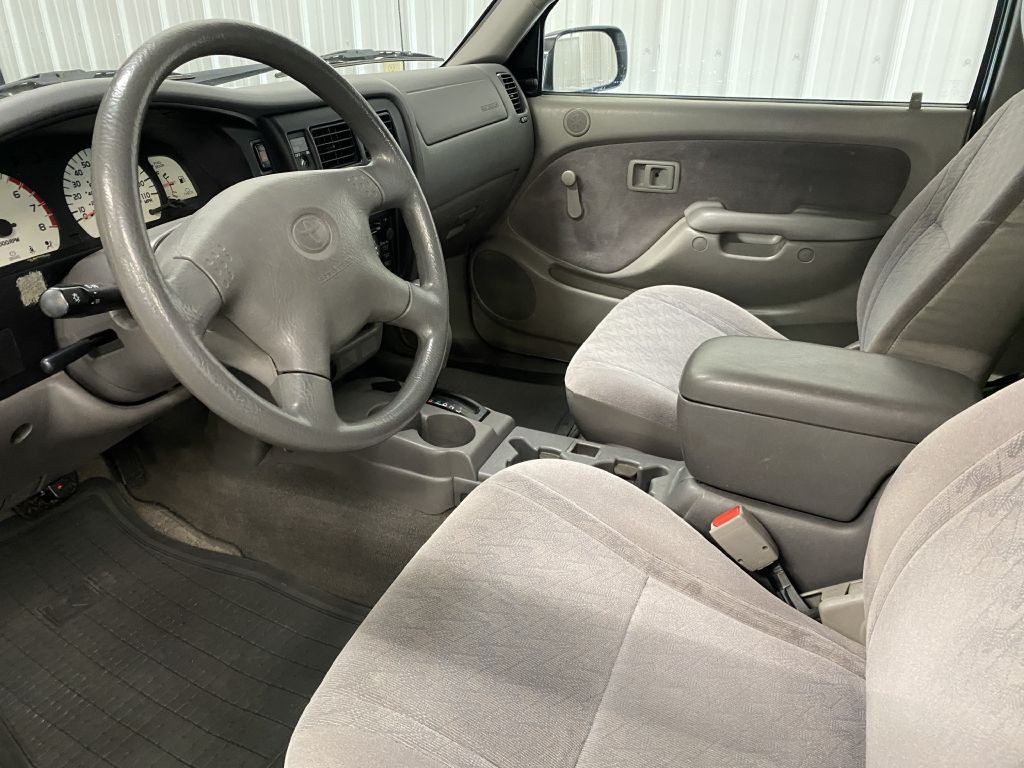 2001 Toyota Tacoma Image 15