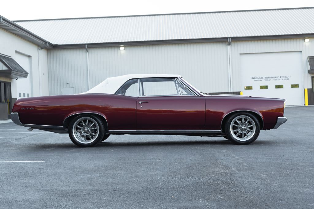 1967 Pontiac GTO Image 10