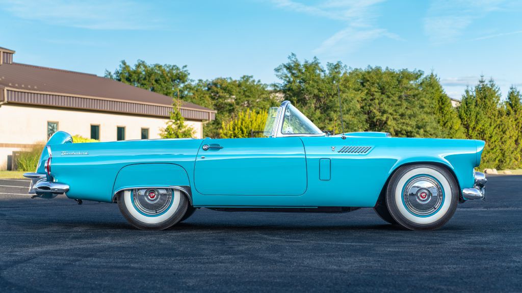 1956 Ford Thunderbird Image 6