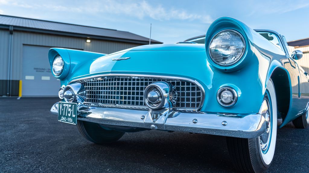 1956 Ford Thunderbird Image 16