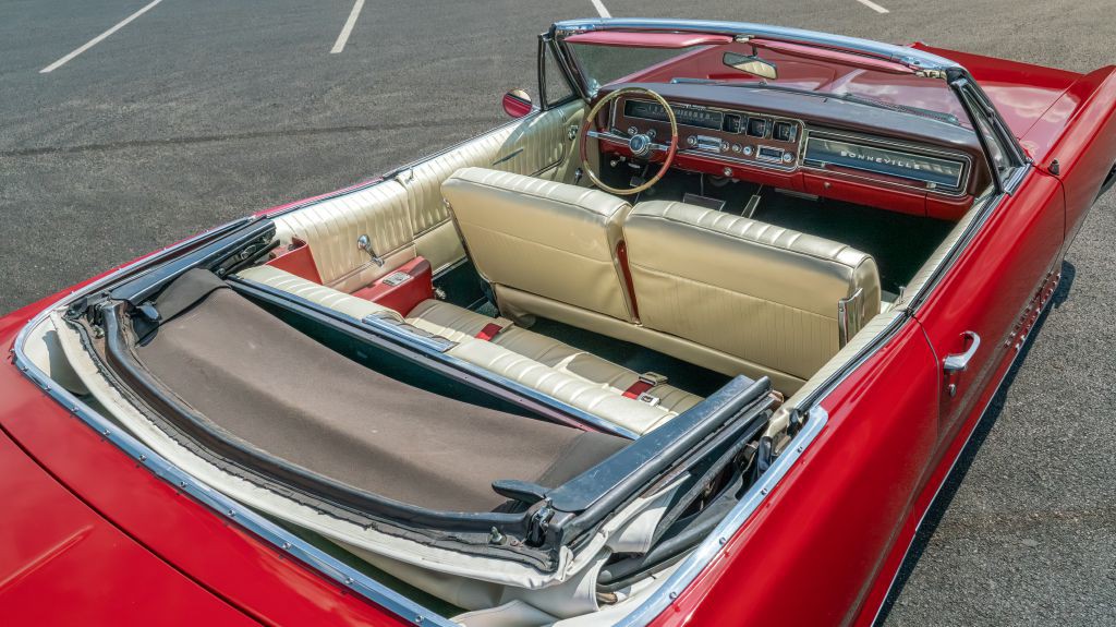 1966 Pontiac Bonneville Image 15