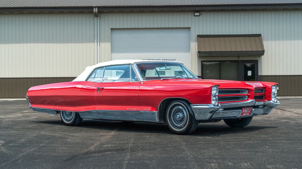 1966 Pontiac Bonneville Image 31