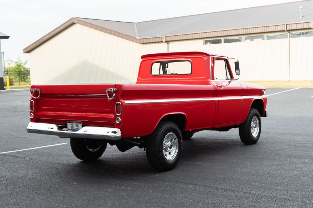 1966 GMC C/K 1500 Image 8