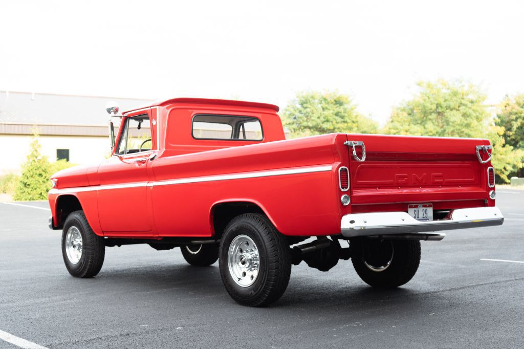 1966 GMC C/K 1500 Image 10