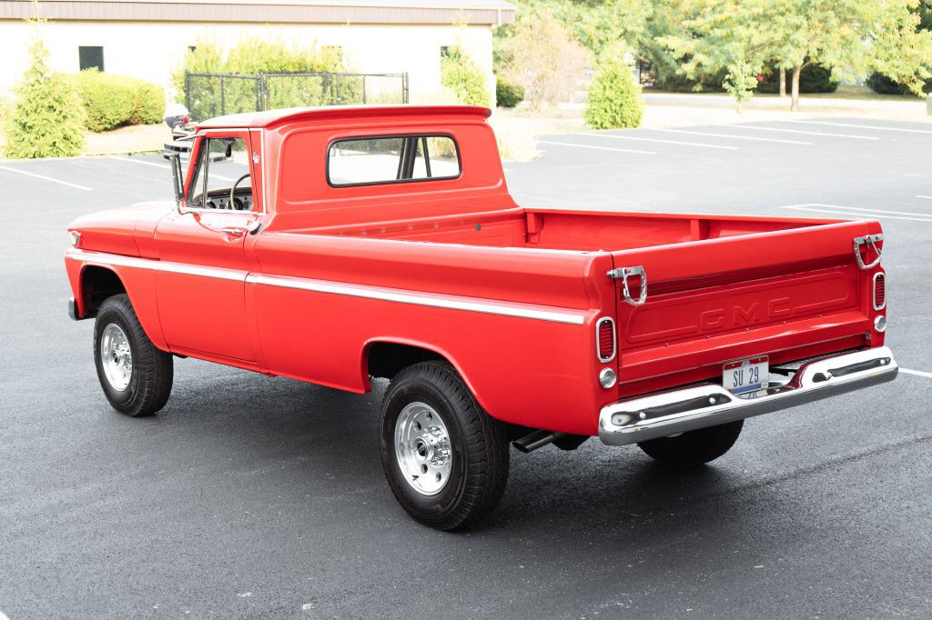 1966 GMC C/K 1500 Image 11