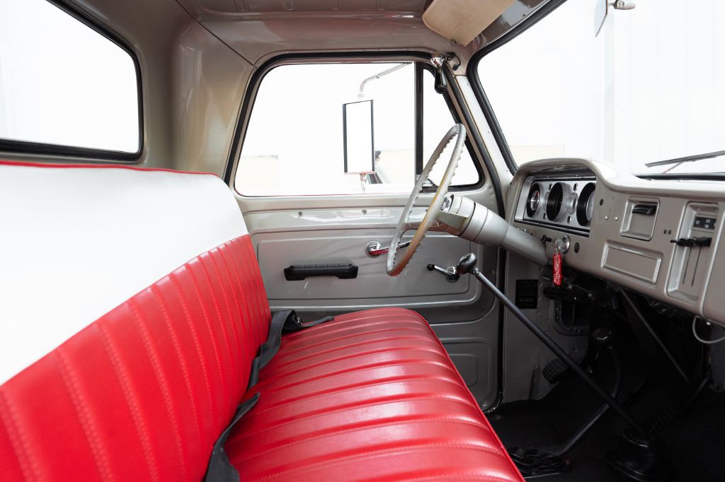 1966 GMC C/K 1500 Image 16