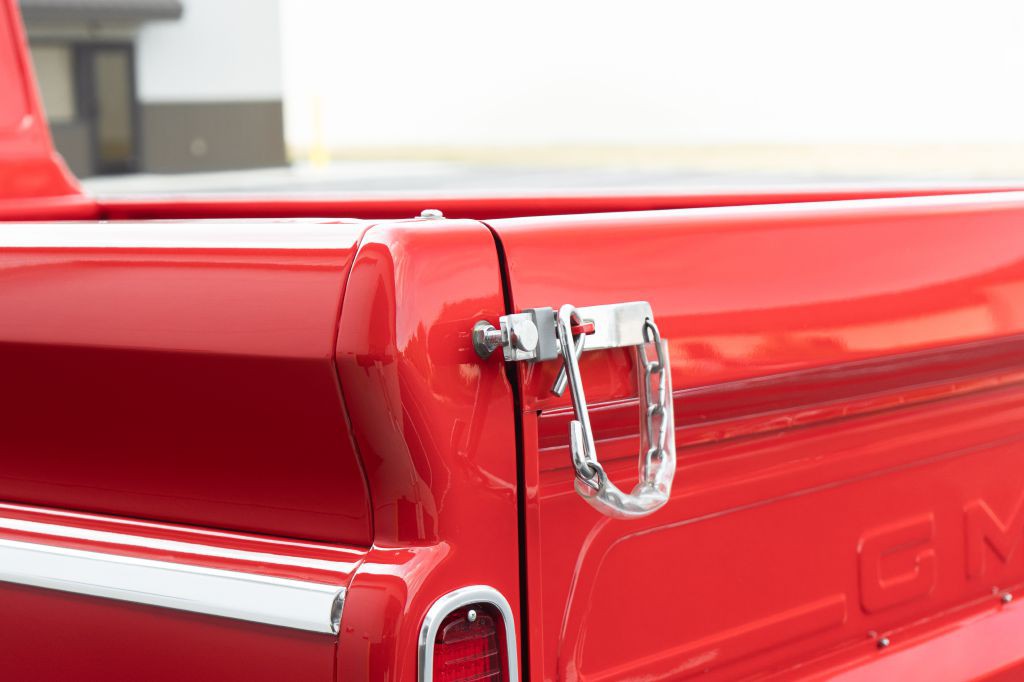1966 GMC C/K 1500 Image 73