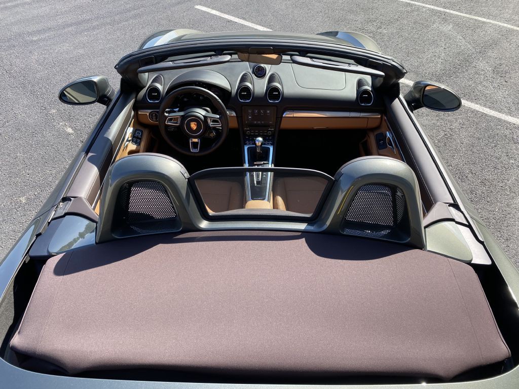 2022 Porsche Boxster Image 22