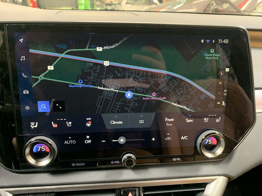 2025 Lexus RX Image 8