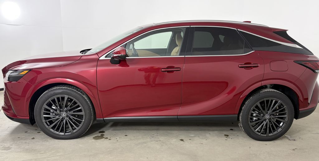 2025 Lexus RX Image 3