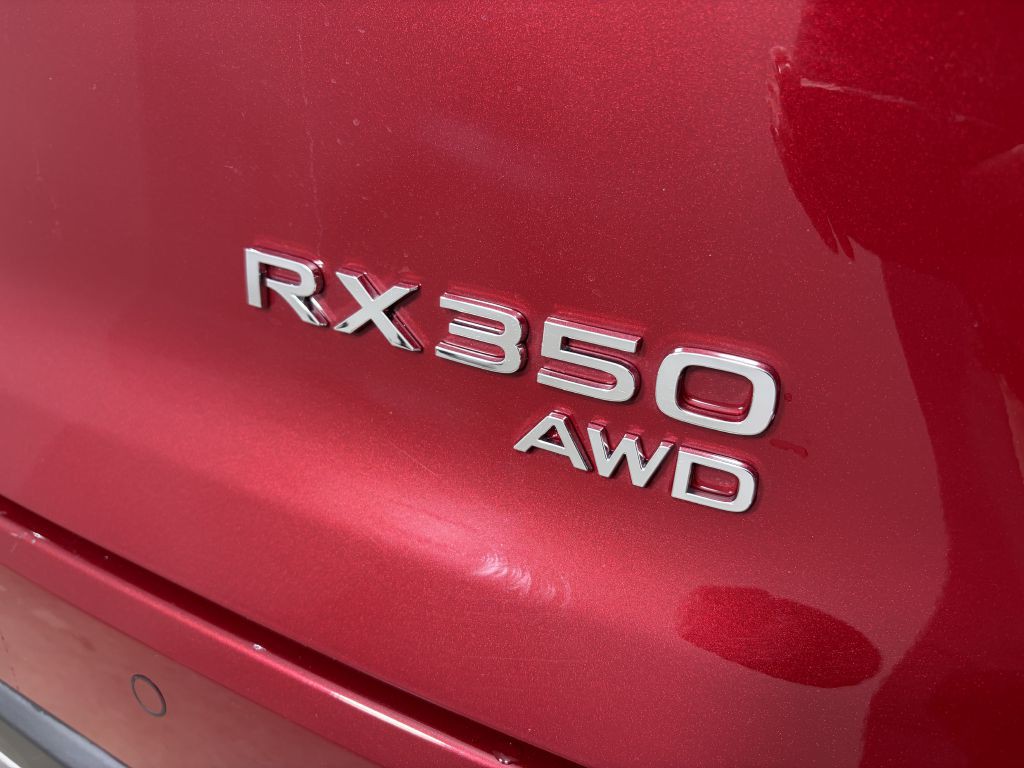 2025 Lexus RX Image 25