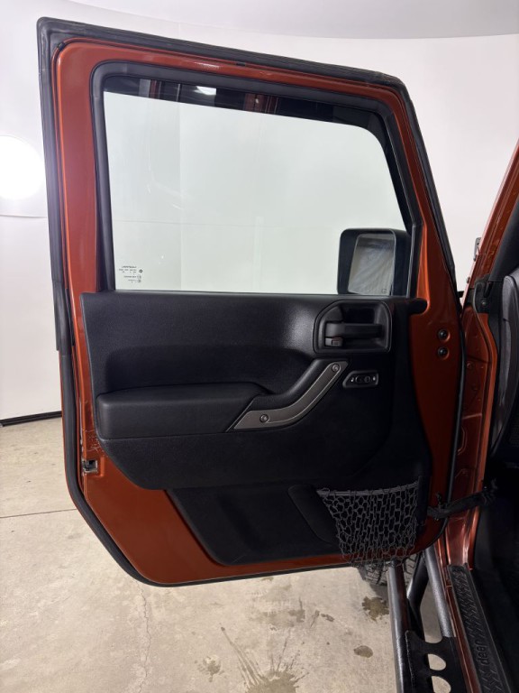 2014 Jeep Wrangler Unlimited Image 13