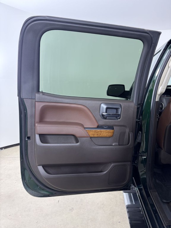 2015 Chevrolet Silverado 1500 Image 17