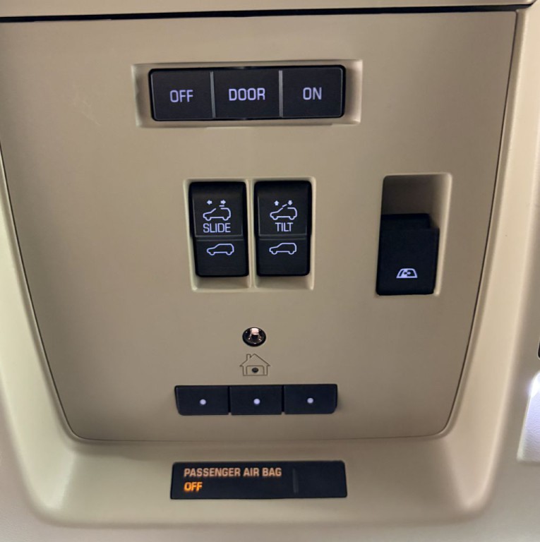 2015 Chevrolet Silverado 1500 Image 30