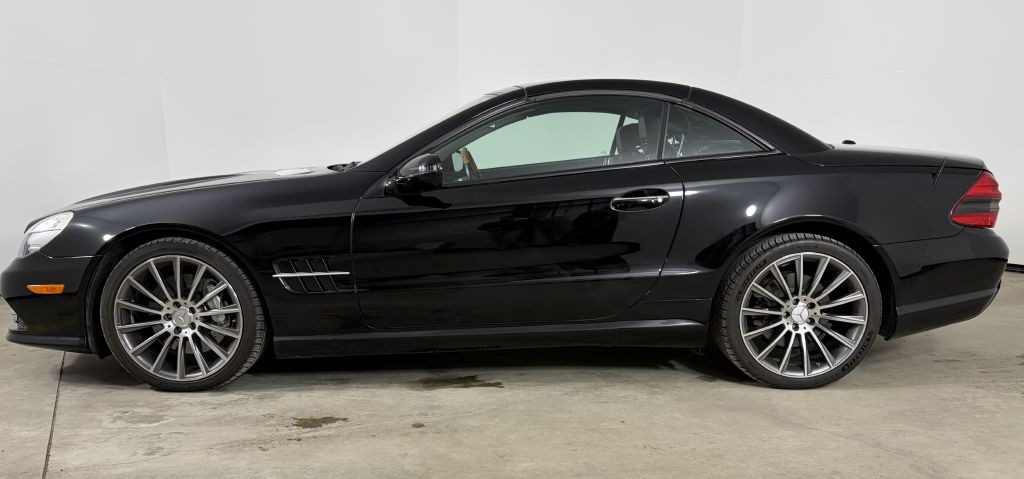 2009 Mercedes-Benz SL-Class Image 5