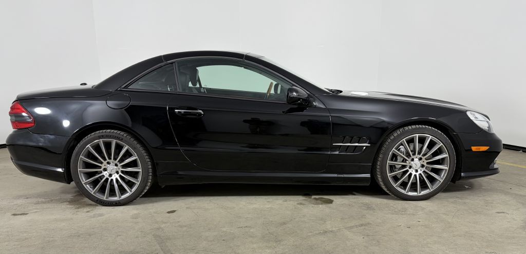 2009 Mercedes-Benz SL-Class Image 9
