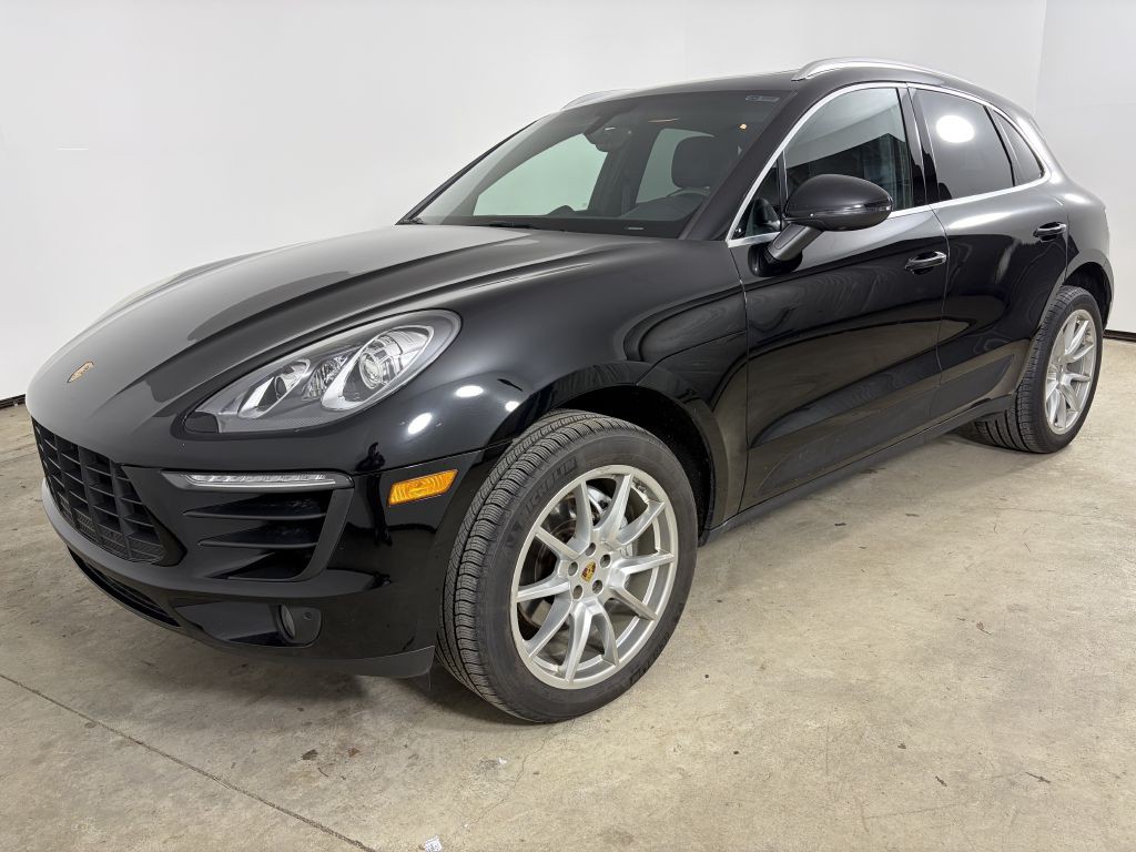2015 Porsche Macan Image 2