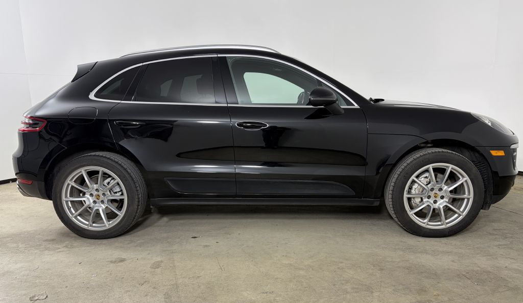 2015 Porsche Macan Image 5