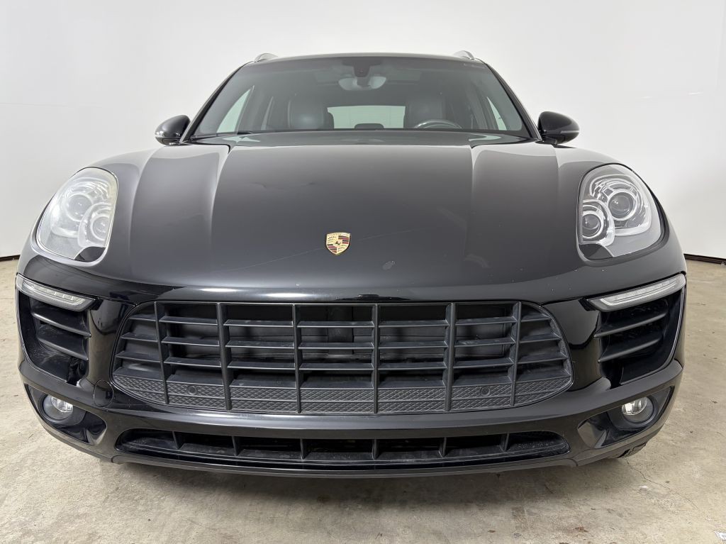 2015 Porsche Macan Image 7