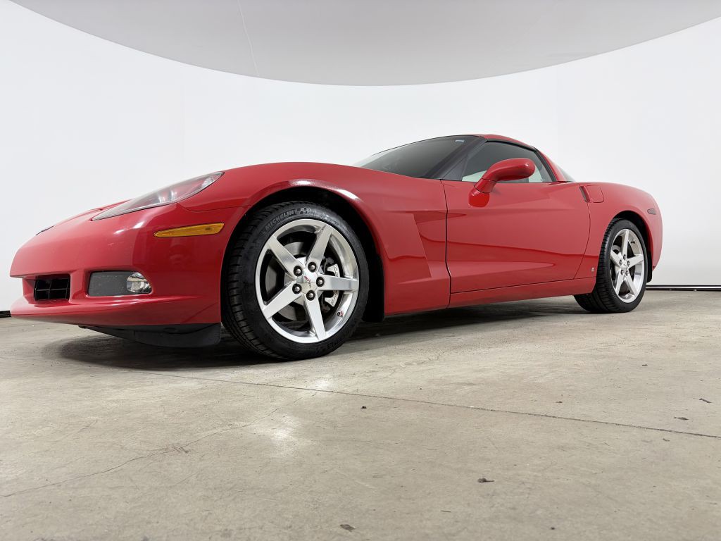 2006 Chevrolet Corvette Image 2