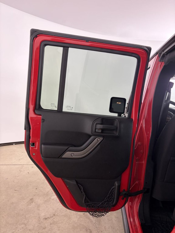 2015 Jeep Wrangler Unlimited Image 12