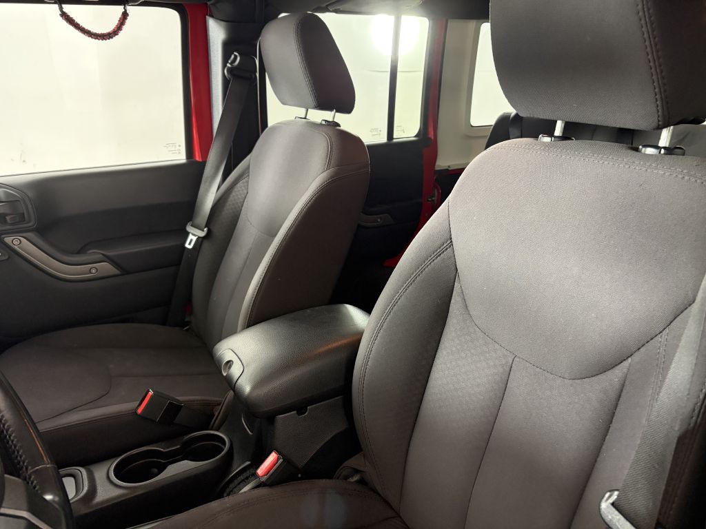 2015 Jeep Wrangler Unlimited Image 17