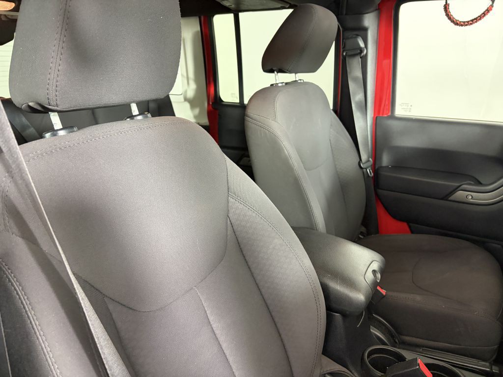 2015 Jeep Wrangler Unlimited Image 21