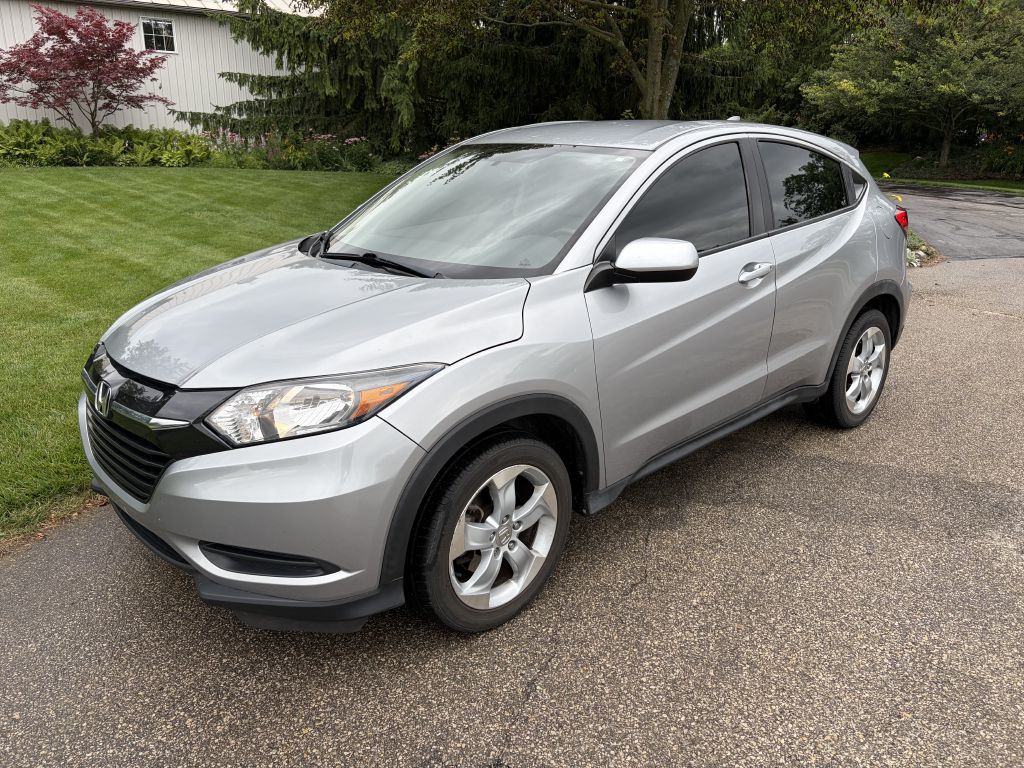 2017 Honda HR-V Image 2
