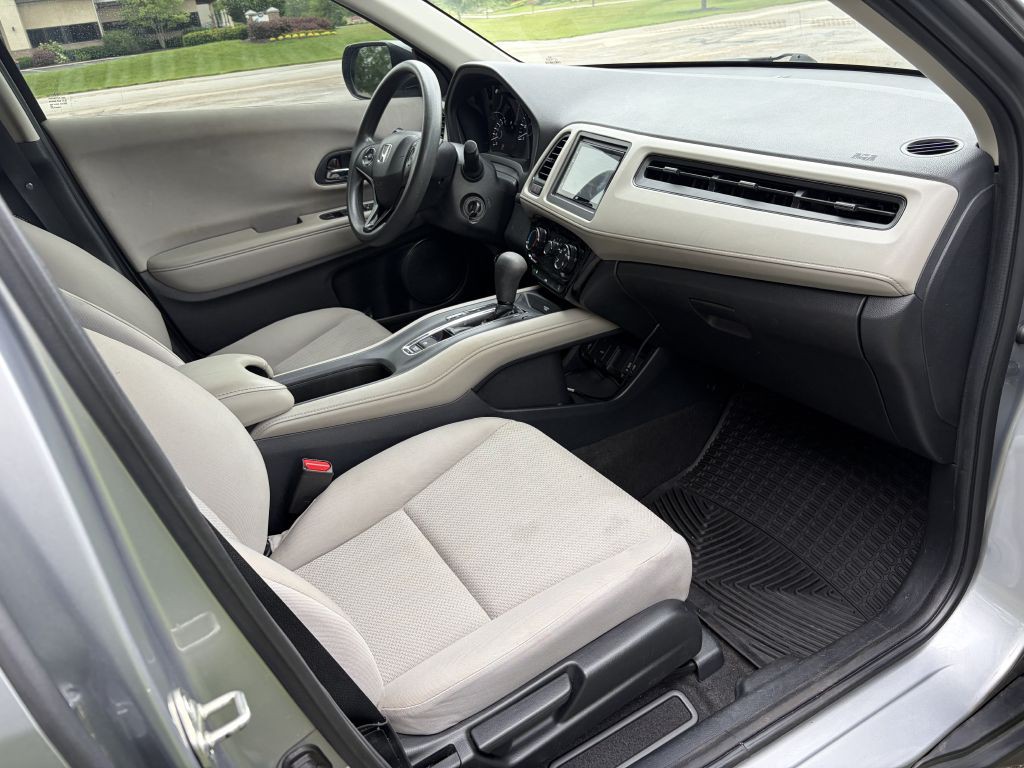 2017 Honda HR-V Image 10