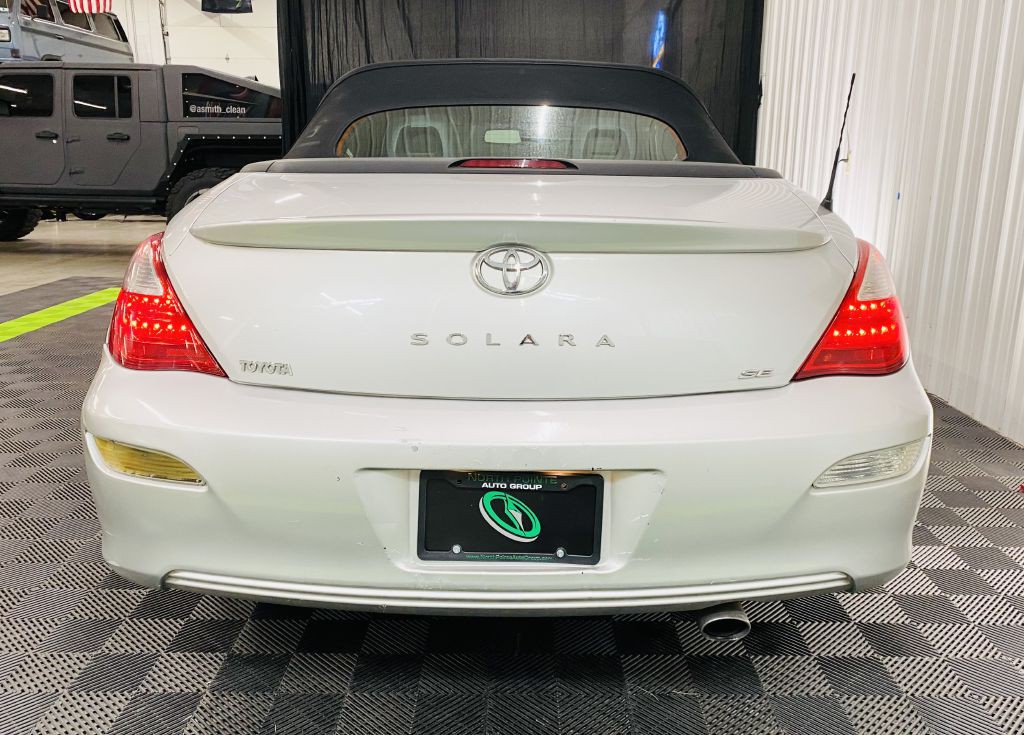 2008 Toyota Camry Image 6