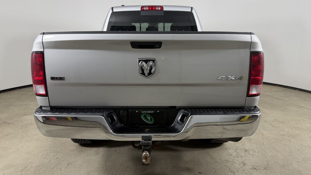 2015 RAM 1500 Image 9