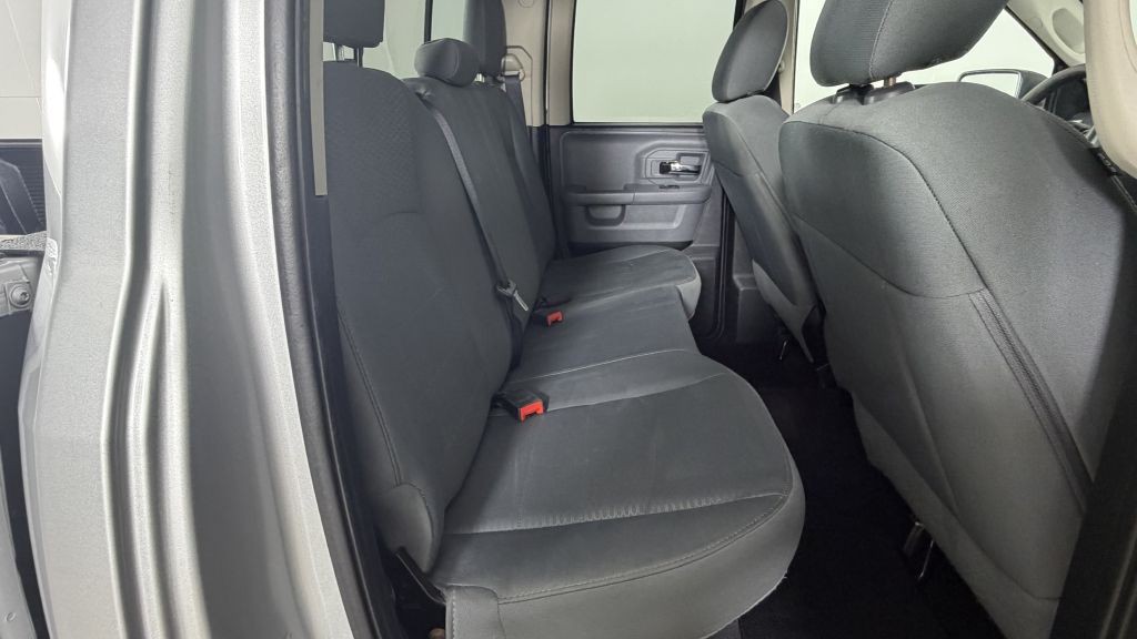 2015 RAM 1500 Image 26