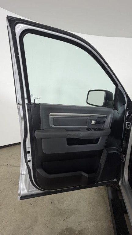 2015 RAM 1500 Image 31