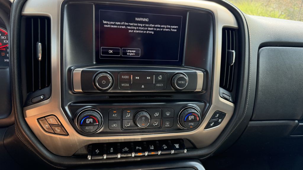 2016 GMC Sierra Image 12