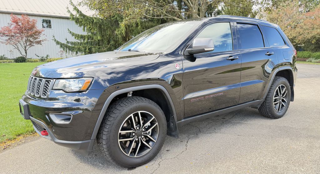 2020 Jeep Grand Cherokee Image 1