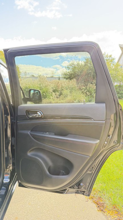 2020 Jeep Grand Cherokee Image 12