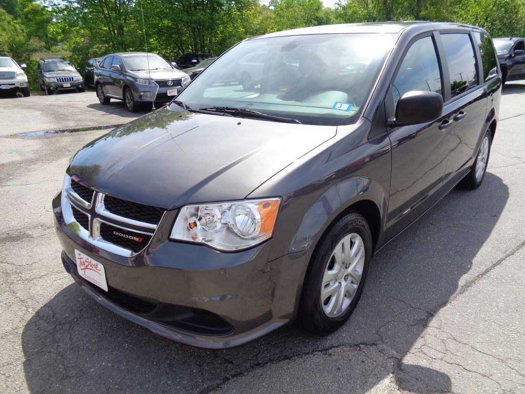 2019 Dodge Grand Caravan Image 1