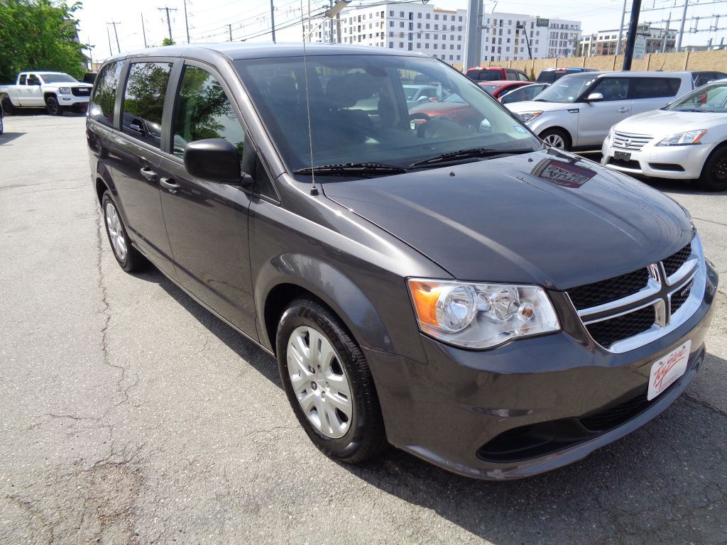 2019 Dodge Grand Caravan Image 2
