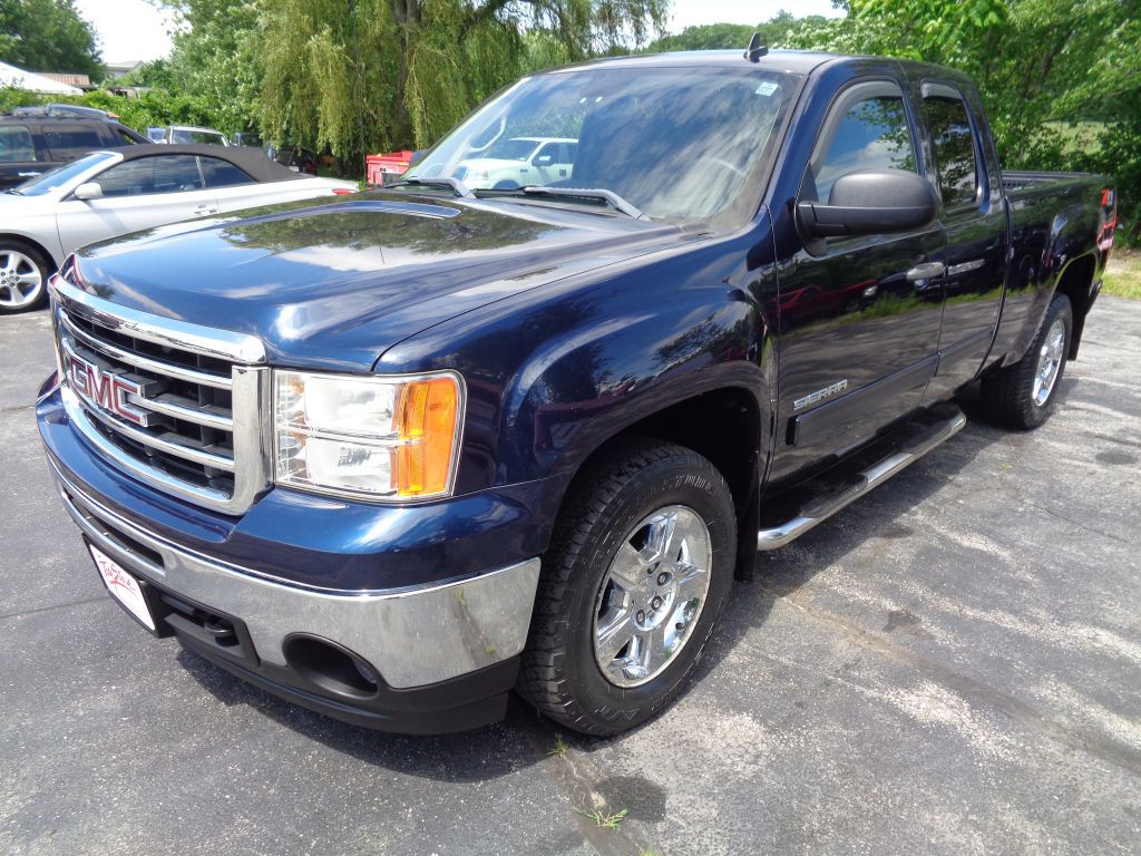2012 GMC Sierra Image 1