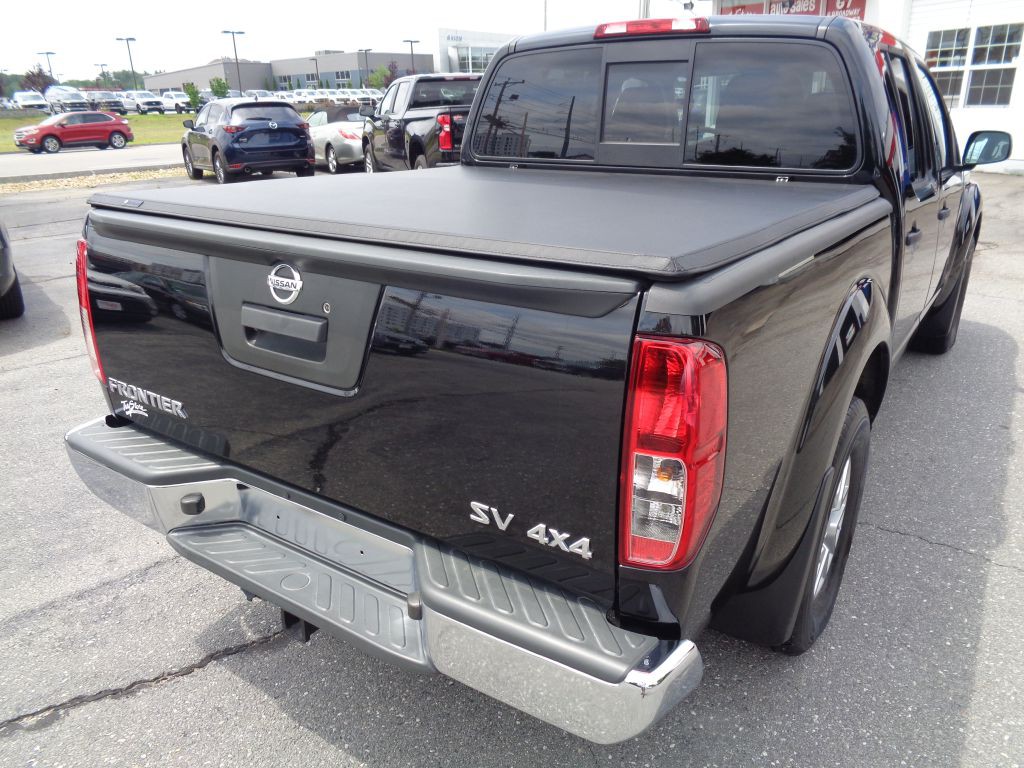 2021 Nissan Frontier Image 3