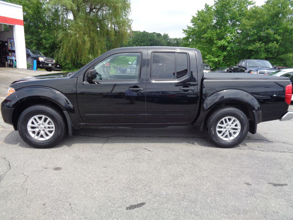 2021 Nissan Frontier Image 5