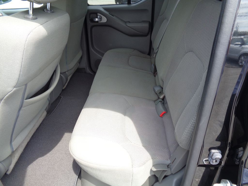 2021 Nissan Frontier Image 21