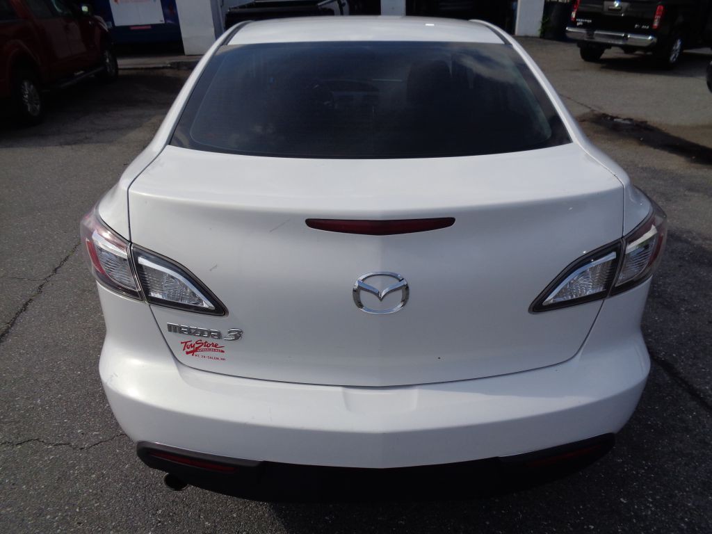 2010 Mazda Mazda3 Image 8